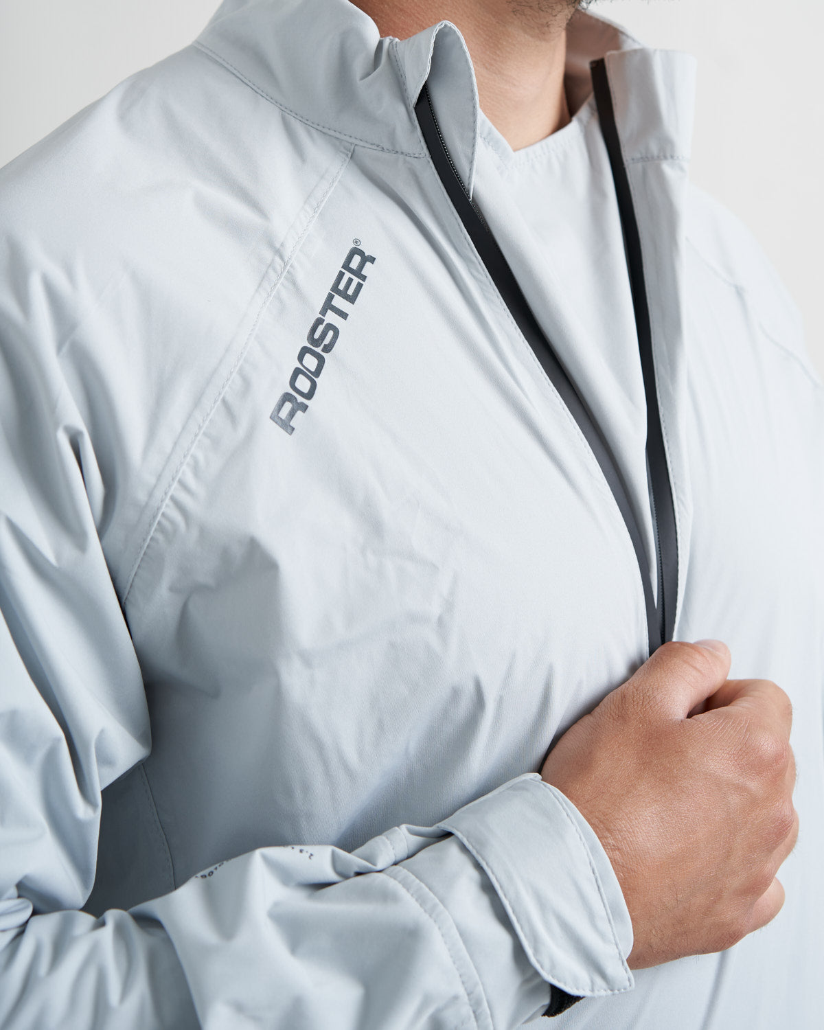 Rooster Lightweight Spray Top-with zip neck