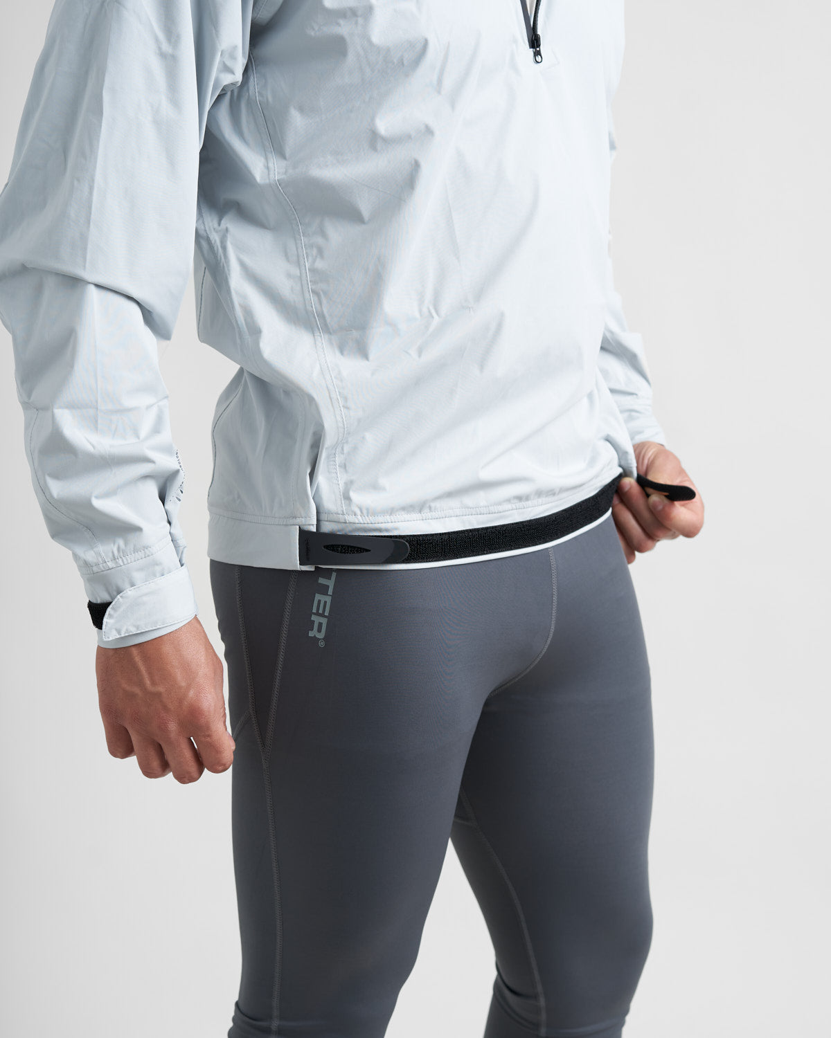 Rooster Lightweight Spray Top-with zip neck